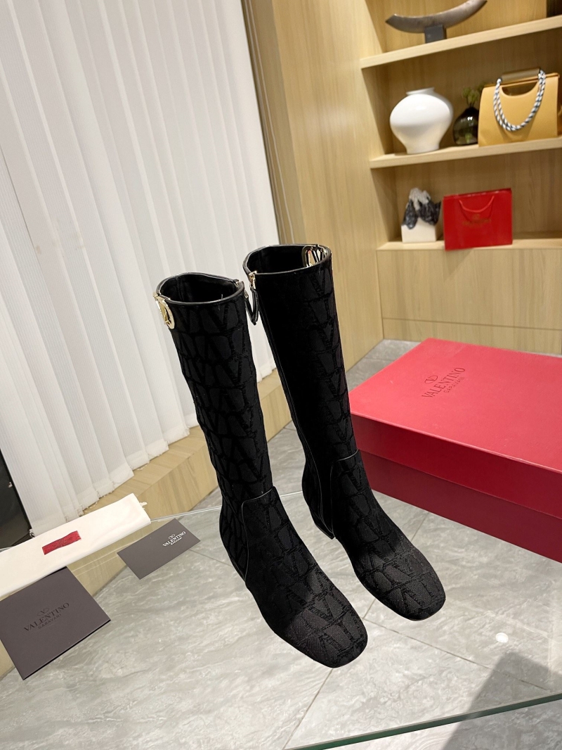Va1e*ntin0 boots